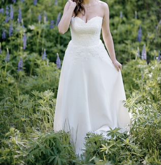 Платье свадебное с корсетом 42-44-46