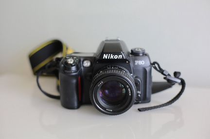 Nikon F80 + Nikkor 50mm 1.4