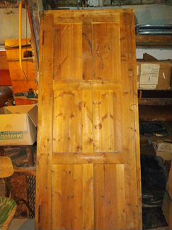 Дверной блок деревянный