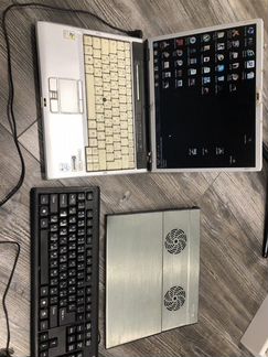 Ноутбук с подставкой охлаждения и клавиатурой