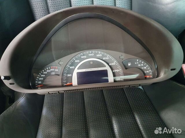 Панель приборов на Мерседес C32 AMG w203