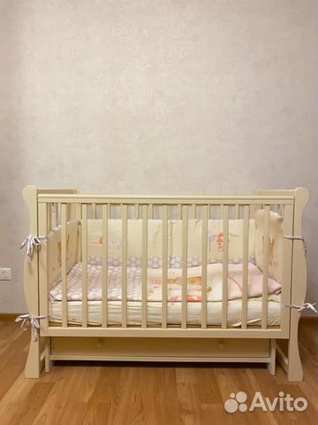 Детская кроватка
