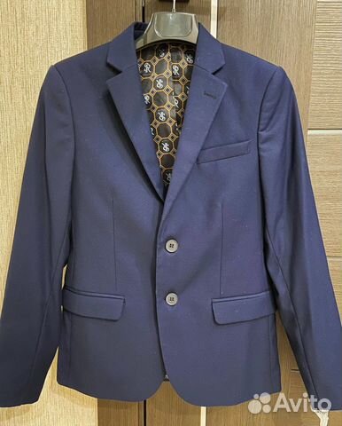 Пиджак на мальчика (12 лет )