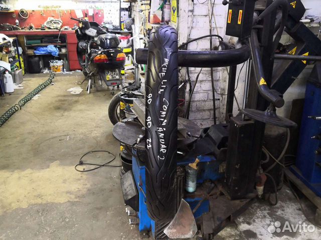 Michelin Commander-2 90/90/21 В8 (2м)