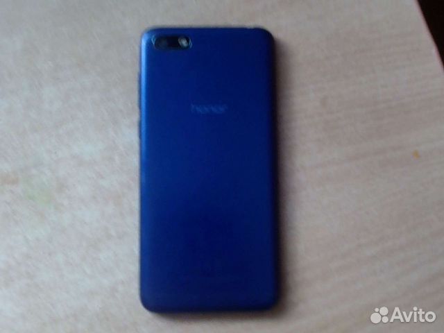 Телефон honor 7а