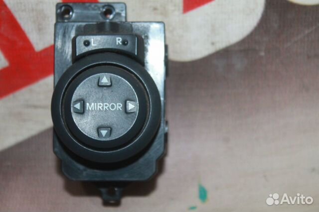 Блок управления зеркалами Kia Rio 3