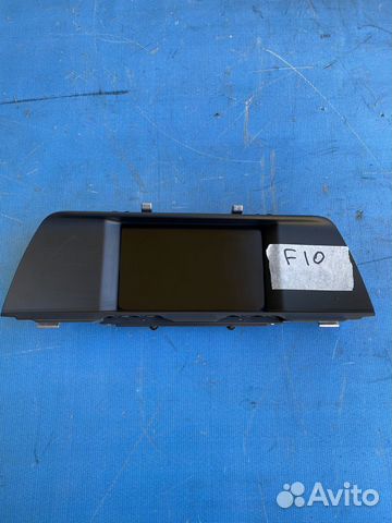 Монитор на BMW F10