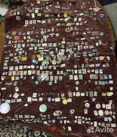 Значки Космос и Мишка Олимпиада