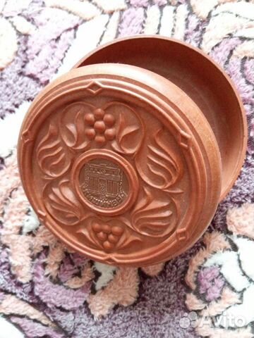 Коробки и шкатулки разные