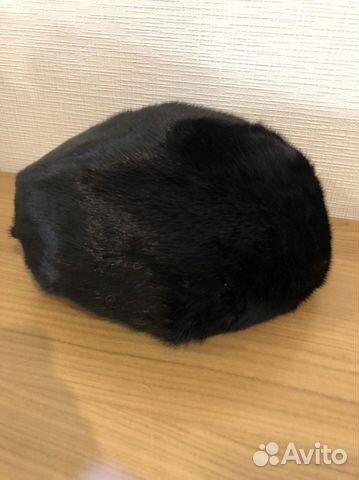Шапка берет норковый