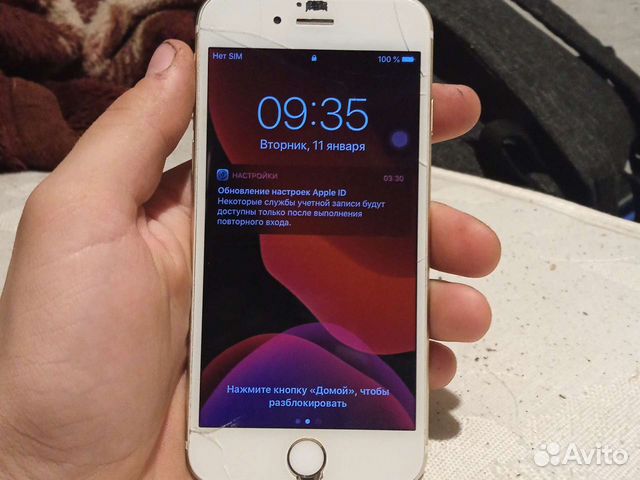 Телефон iPhone 6s