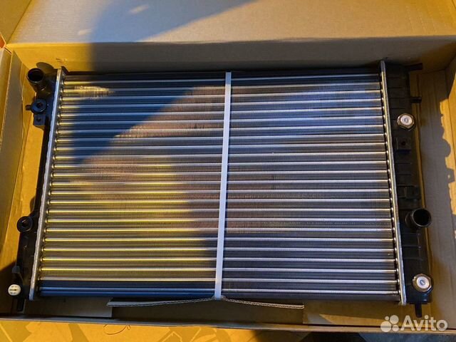 Радиатор Опель Омега Б