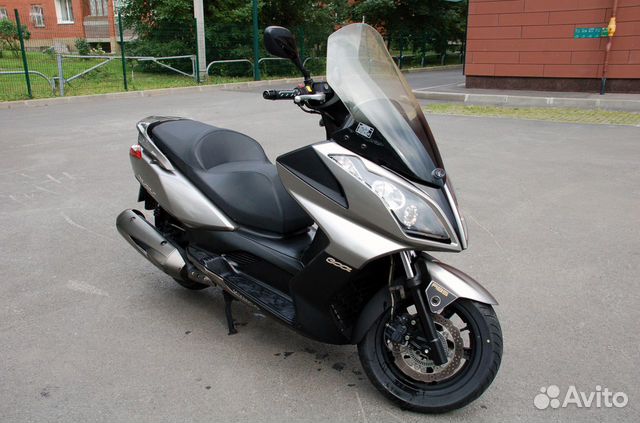 Максискутер Kymco Downtown 300iABS (Kawasaki J300)