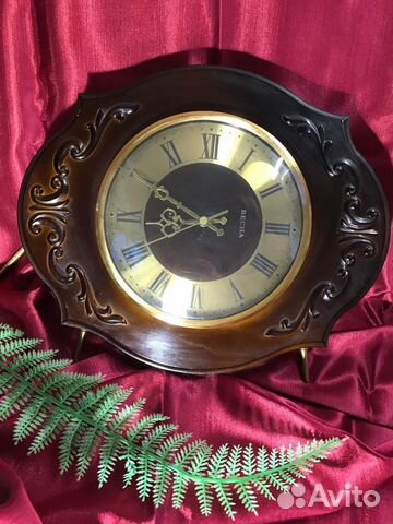 Часы Весна СССР 1988 настенно-настольные