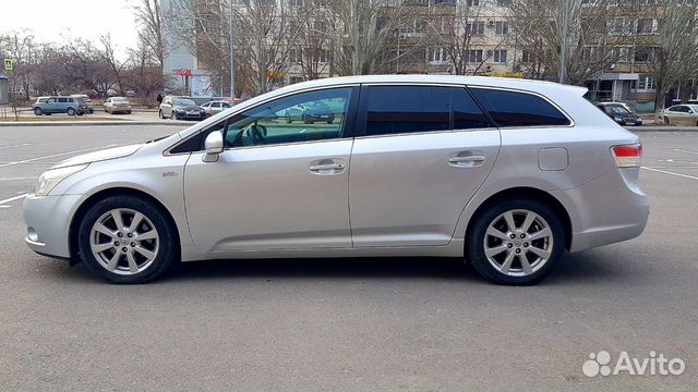 Toyota Avensis 2.2 AT, 2009, 190 000 км