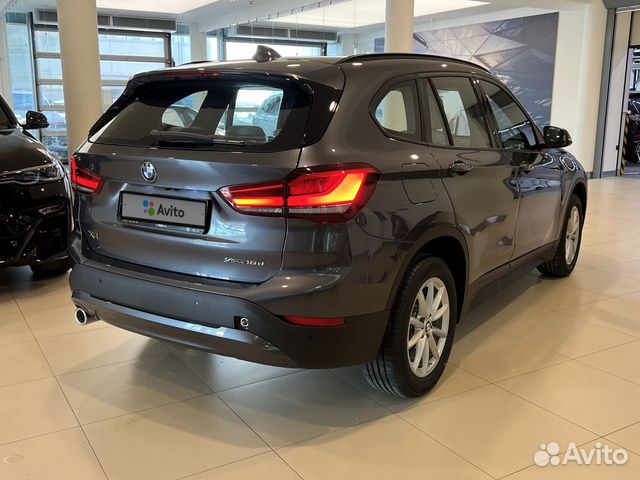 BMW X1 2.0 AT, 2022