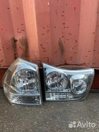 Задние фары на lexus rx 350