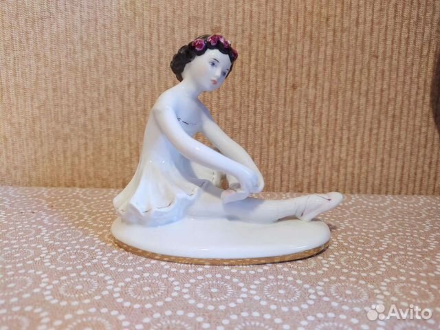 Статуэтка фарфоровая лфз