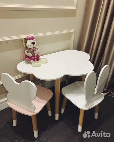 Детский стол и стул