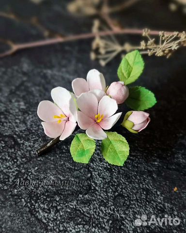 Броши ручной работы