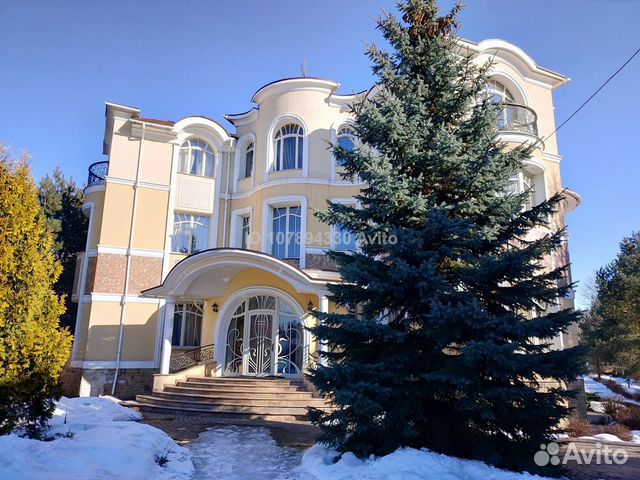 

10-к. и более коттедж, 850 м²