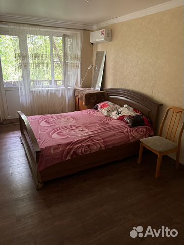 

1-к. квартира, 40 м², 4/5 эт.