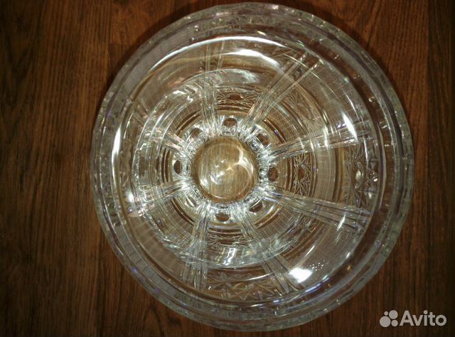 Ваза (Хрусталь. пр-во СССР) Ваза (Хрусталь. пр-во СССР)