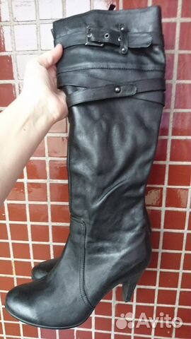 Сапоги черные кожаные на каблуке Karolina 40р Сапоги черные кожаные на каблуке Karolina 40р