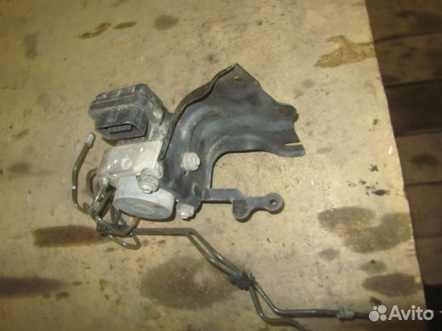 Блок ABS (насос) для Toyota Corolla E15 2006-2013 Блок ABS (насос) для Toyota Corolla E15 2006-2013