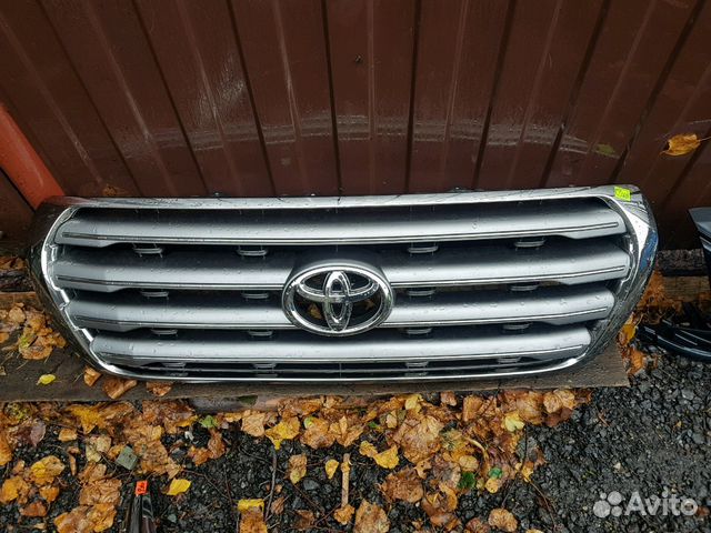 Решетка радиатора land cruiser 200 07-11 крузер Решетка радиатора land cruiser 200 07-11 крузер