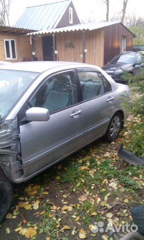 Зеркала на Mitsubishi Lancer 9 правая и левая Зеркала на Mitsubishi Lancer 9 правая и левая