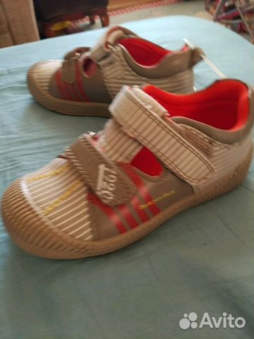 Сандалии новые для мальчика 28 размер