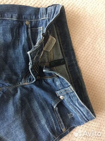 Джинсы детские,на рост 134-140 см практически новы Джинсы детские,на рост 134-140 см практически новы