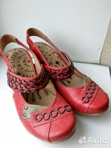 Новые туфли женские Mustang 40 размер