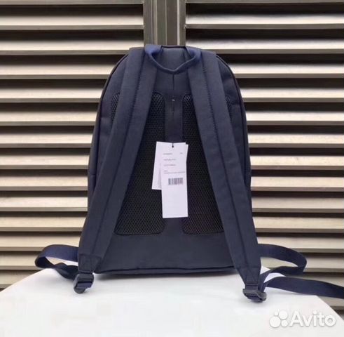 Рюкзак Lacoste, новый, в наличии в чёрном и синем Рюкзак Lacoste, новый, в наличии в чёрном и синем