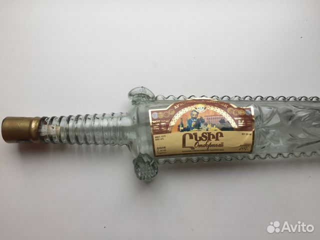 Бутылка в виде сабли