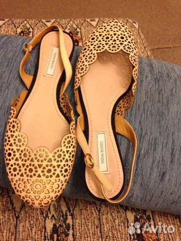 Сандалии Nina Ricci р.36,5 Сандалии Nina Ricci р.36,5