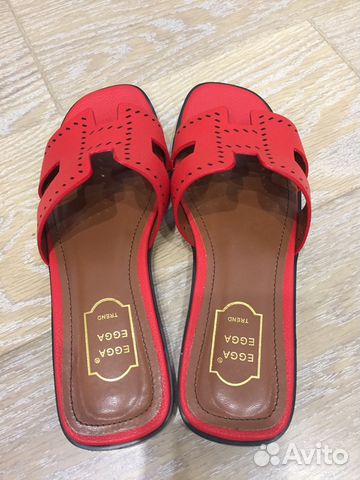 Шлепанцы/сланцы Шлепанцы/сланцы