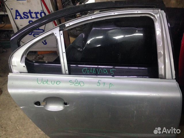 Дверь задняя правая Volvo S80 Дверь задняя правая Volvo S80