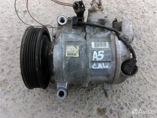 Компрессор кондиционера Audi A5 8T 3.2 2008