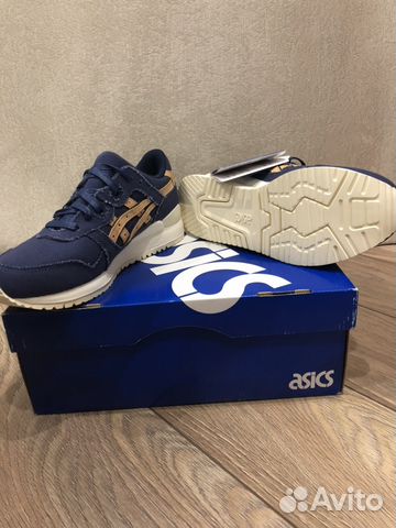 Кроссовки Кроссовки