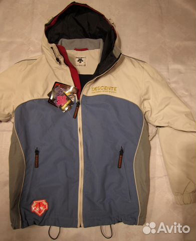 Горнолыжный костюм Descente новый
