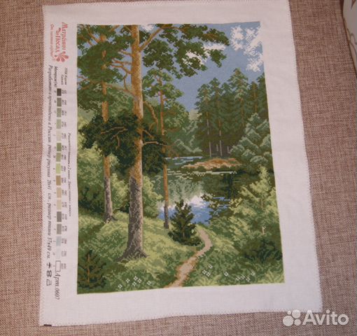 Картина, вышитая крестом 
