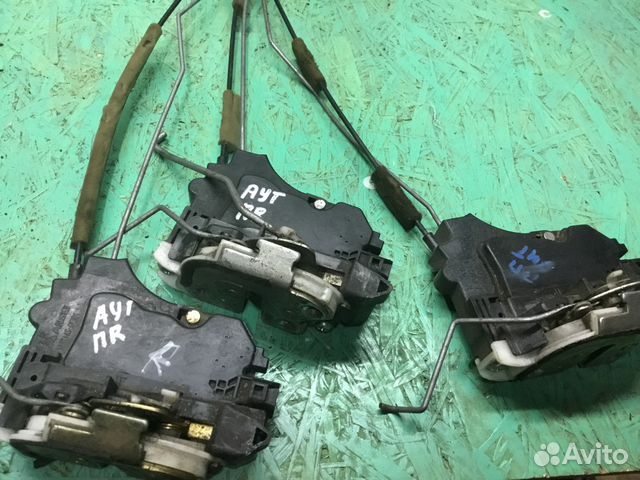 Замок двери передней правой Аутландер CU Outlander