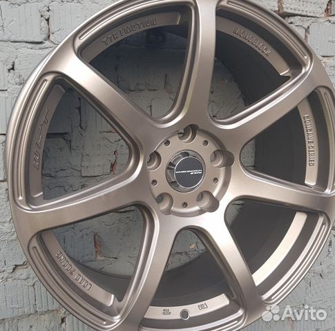 Новые диски R17 5х114,3 Work Emotion T7R на Тойота