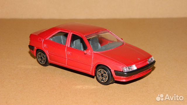 Модели автомобилей Bburago Made in Italy 1/43