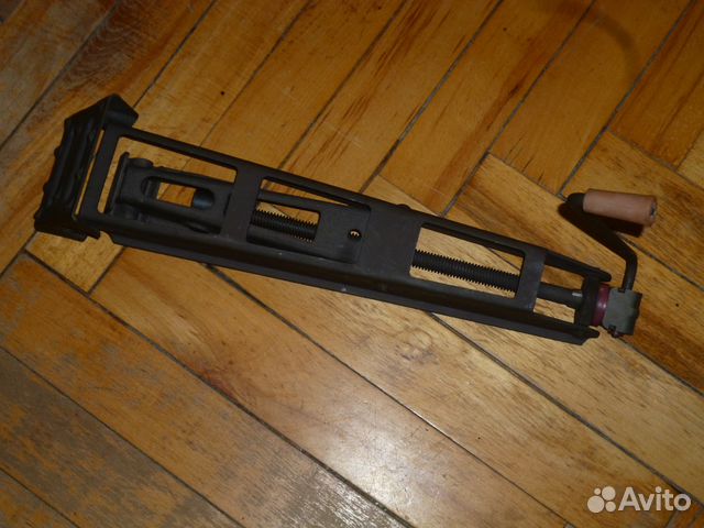 Домкрат автомобильный механический Домкрат автомобильный механический