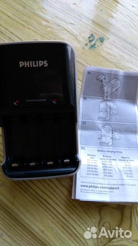 Зарядка для аккумуляторных батареек Philips