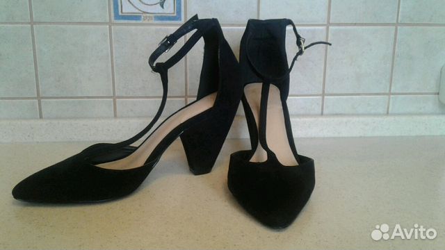 Босоножки 38р Босоножки 38р