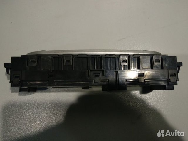 Блок управления отопителем Renault Fluence L30T